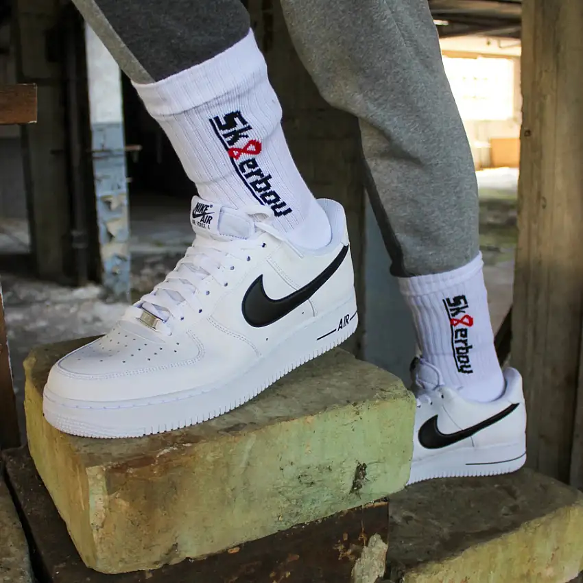 chaussettes-blanches-crew-socks-sk8erboy-1