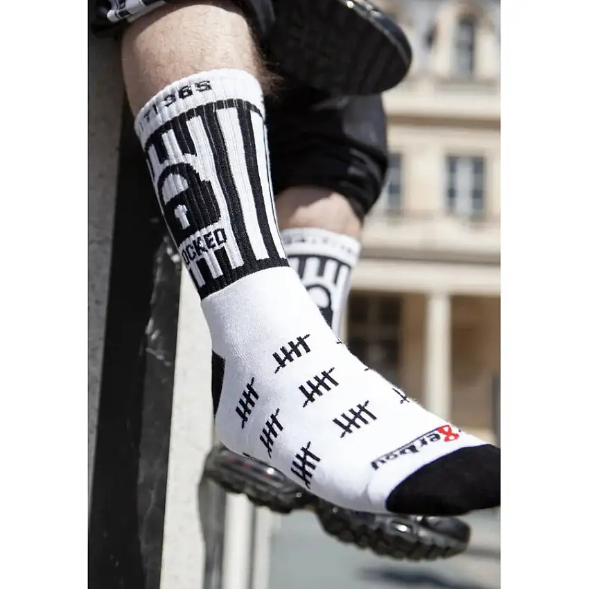 chaussettes-blanches-locked-sk8erboy-1