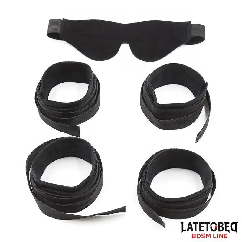 ensemble-restrictions-3-pieces-masque-menottes-poignees-et-cheville-reglables-1