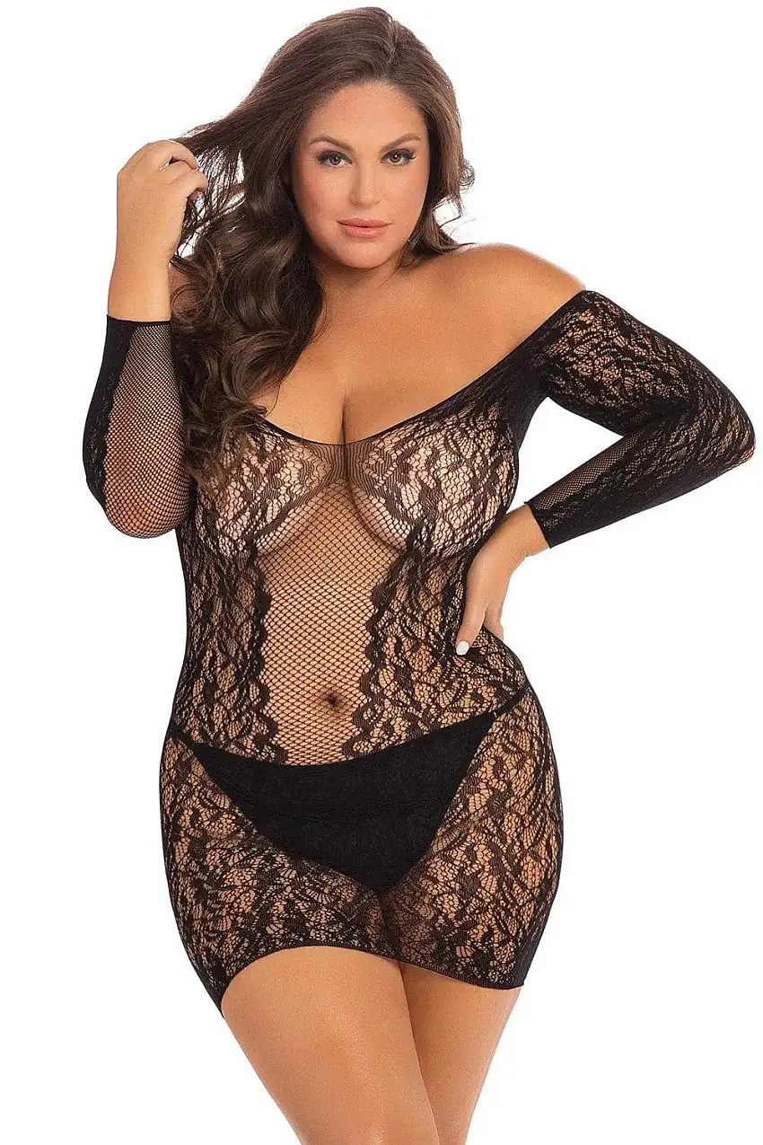 mini-robe-noire-grande-taille-paules-d-nud-es-1-1