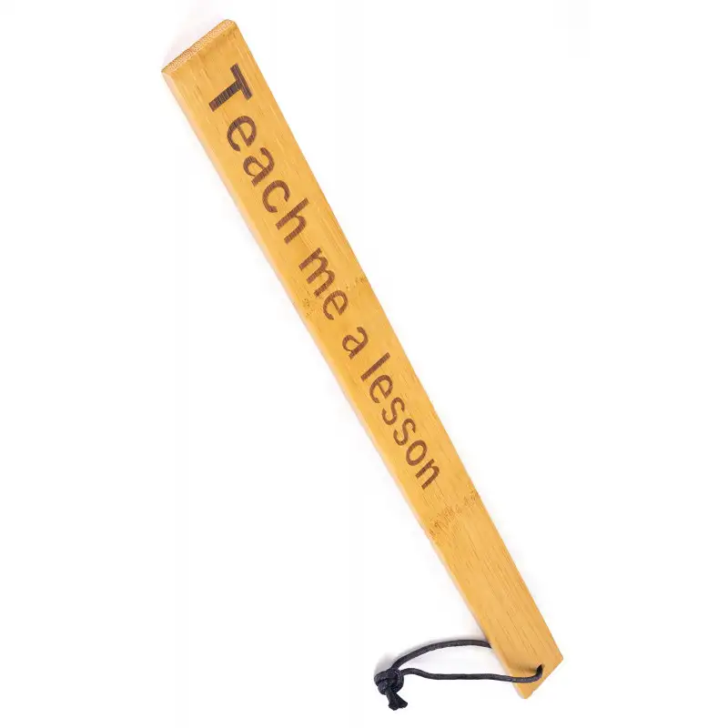 paddle-bdsm-teach-me-a-lesson-en-bambou-1