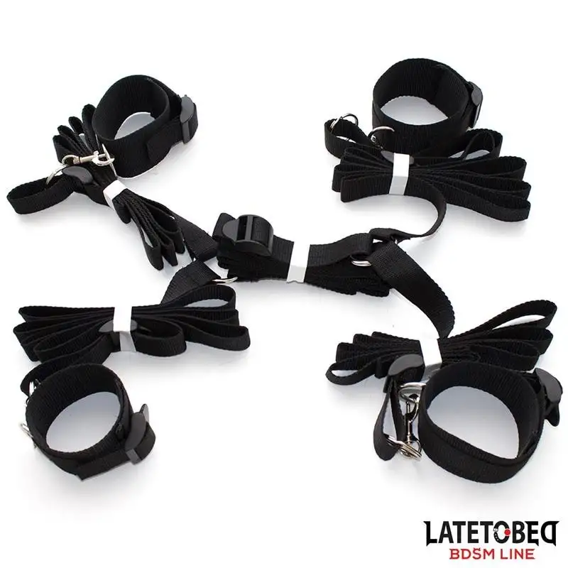 restrictions-de-lit-avec-menottes-reglables-1