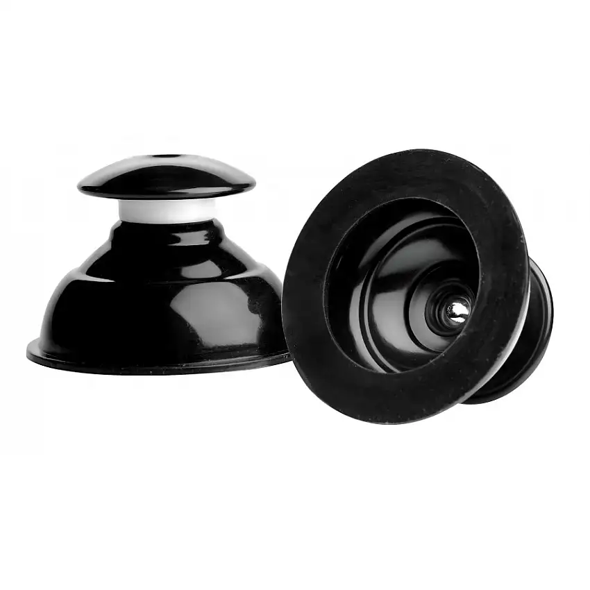 suce-tetons-plungers-noirs-1